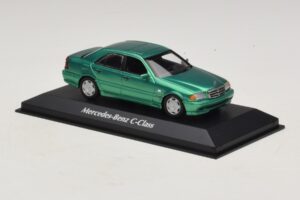 Mercedes C-Class W202 Žalia Metalik Maxichamps 1:43 940037061 Metalas - nuotrauka 3 iš 5
