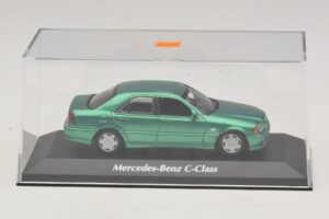 Mercedes C-Class W202 Žalia Metalik Maxichamps 1:43 940037061 Metalas - nuotrauka 4 iš 5