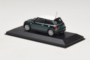 Mini Cooper One R50 Aero Green Su Baltu Stogu Minichamps 1:43 MINI011 Metalas - nuotrauka 3 iš 5
