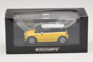 Mini Cooper One R50 su Aero Paketu Geltonas Minichamps 1:43 431138274 Metalas - nuotrauka 4 iš 4