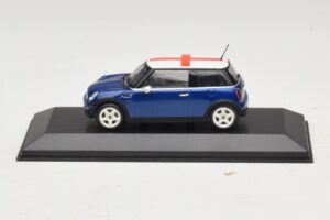 Mini Cooper S R53 Mėlynas Su Anglijos Vėliava Minichamps 1:43 MINI012 Metalas
