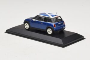 Mini Cooper S R53 Mėlynas Su Škotijos Vėliava Minichamps 1:43 MINI016 Metalas - nuotrauka 3 iš 5
