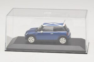 Mini Cooper S R53 Mėlynas Su Škotijos Vėliava Minichamps 1:43 MINI016 Metalas - nuotrauka 4 iš 5