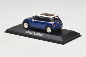 Mini Cooper S R53 Tamsiai Mėlynas Su Panoraminiu Stogu Minichamps 1:43 MINI021 Metalas - nuotrauka 3 iš 4