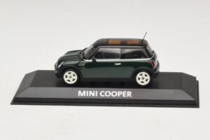 Mini Cooper S R53 Tamsiai Žalias Su Juodu Stogu Minichamps 1:43 MINI023 Metalas