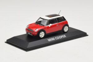 Mini Cooper S R53 Raudonas Su Panoraminiu Stogu Minichamps 1:43 MINI024 Metalas - nuotrauka 2 iš 5
