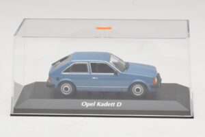 Opel Kadett D Mėlynas Maxichamps 1:43 940044100 Metalas - nuotrauka 4 iš 5