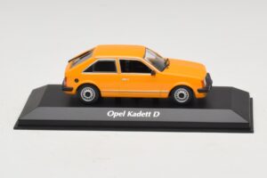 Opel Kadett D Oranžinis Maxichamps 1:43 940044101 Metalas