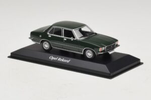 Opel Rekord D Tamsiai Žalias Maxichamps 1:43 940044001 Metalas - nuotrauka 3 iš 5