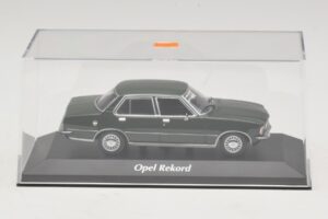 Opel Rekord D Tamsiai Žalias Maxichamps 1:43 940044001 Metalas - nuotrauka 4 iš 5