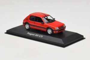 Peugeot 205 GTi Raudonas Maxichamps 1:43 940112300 Metalas - nuotrauka 3 iš 5