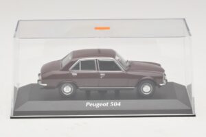 Peugeot 504 Tamsiai Raudona Maxichamps 1:43 940112500 Metalas - nuotrauka 4 iš 5