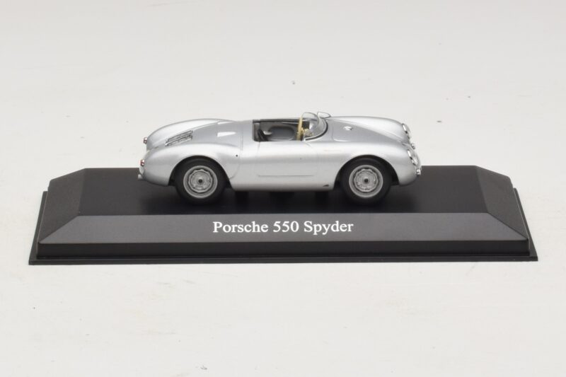 Porsche 550 Spyder Sidabrinis Maxichamps 1:43 Porsche 550 Spyder Sidabrinis Maxichamps 1:43 940066030 Metalas