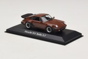 Porsche 911 930 Turbo 3.3 Rudas Maxichamps 1:43 940069001 Metalas - nuotrauka 3 iš 5