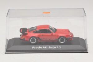 Porsche 911 930 Turbo 3.3 Raudonas Maxichamps 1:43 940069000 Metalas - nuotrauka 4 iš 5