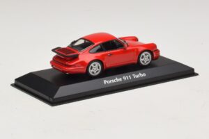 Porsche 911 964 Turbo Raudonas Maxichamps 1:43 940069102 Metalas - nuotrauka 2 iš 5
