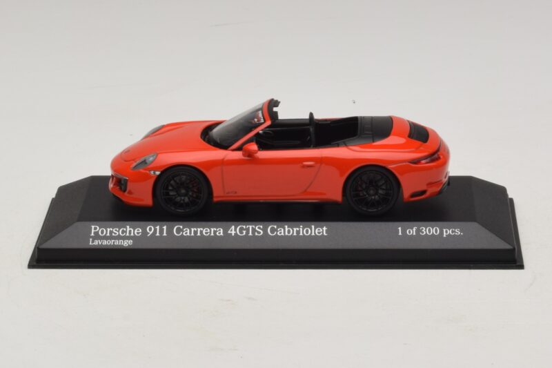 Porsche 911 991.1 Carrera 4 GTS Kabrioletas Oranžinis Minichamps 1:43 410067331 Metalas