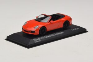 Porsche 911 991.1 Carrera 4 GTS Kabrioletas Oranžinis Minichamps 1:43 410067331 Metalas - nuotrauka 2 iš 5