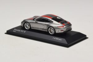 Porsche 911 991.1 R Sidabrinis Su Oranžinėmis Juostomis Minichamps 1:43 410066222 Metalas - nuotrauka 3 iš 5