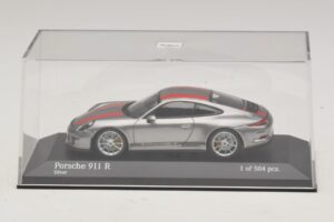 Porsche 911 991.1 R Sidabrinis Su Oranžinėmis Juostomis Minichamps 1:43 410066222 Metalas - nuotrauka 4 iš 5