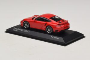 Porsche 911 991.1 Turbo S Raudonas Minichamps 1:43 410067170 Metalas - nuotrauka 3 iš 5