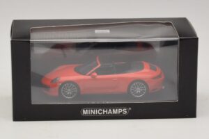 Porsche 911 991.2 Carrera 4 Kabrioletas Oranžinis Minichamps 1:43 410067231 Metalas - nuotrauka 5 iš 5