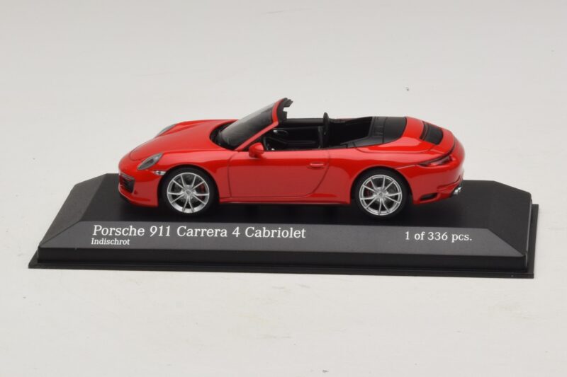 Porsche 911 991.2 Carrera 4 Kabrioletas Raudonas Minichamps 1:43 410067230 Metalas
