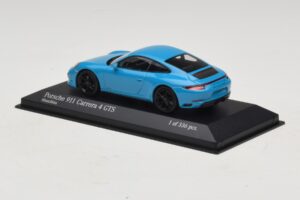 Porsche 911 991.2 Carrera 4 GTS Miami Blue Minichamps 1:43 410067322 Metalas - nuotrauka 3 iš 5