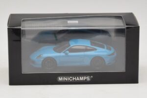 Porsche 911 991.2 Carrera 4 GTS Miami Blue Minichamps 1:43 410067322 Metalas - nuotrauka 5 iš 5