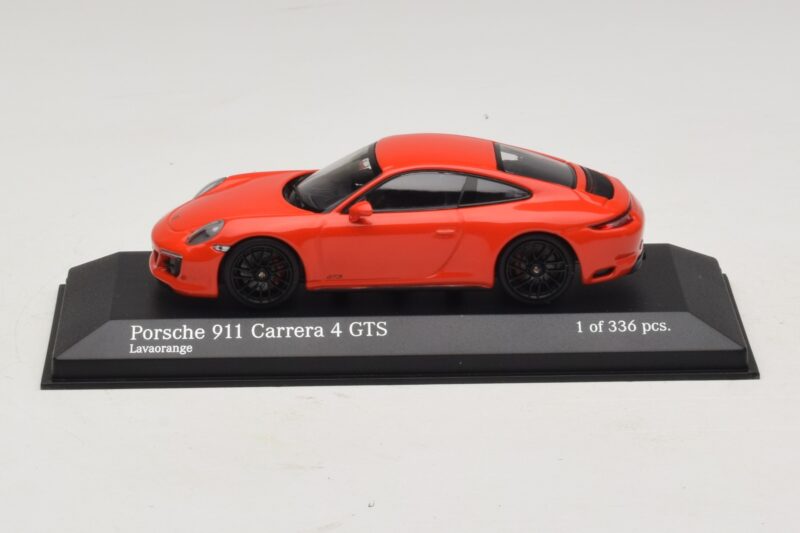 Porsche 911 991.2 Carrera 4 GTS Oranžinis Minichamps 1:43 410067321 Metalas