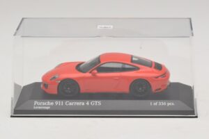 Porsche 911 991.2 Carrera 4 GTS Oranžinis Minichamps 1:43 410067321 Metalas - nuotrauka 4 iš 5
