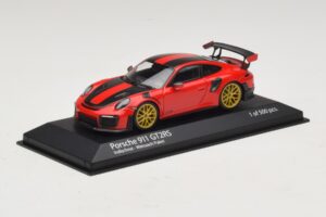 Porsche 911 991.2 GT2 RS Weissach Package Raudonas Minichamps 1:43 410067221 Metalas - nuotrauka 2 iš 5