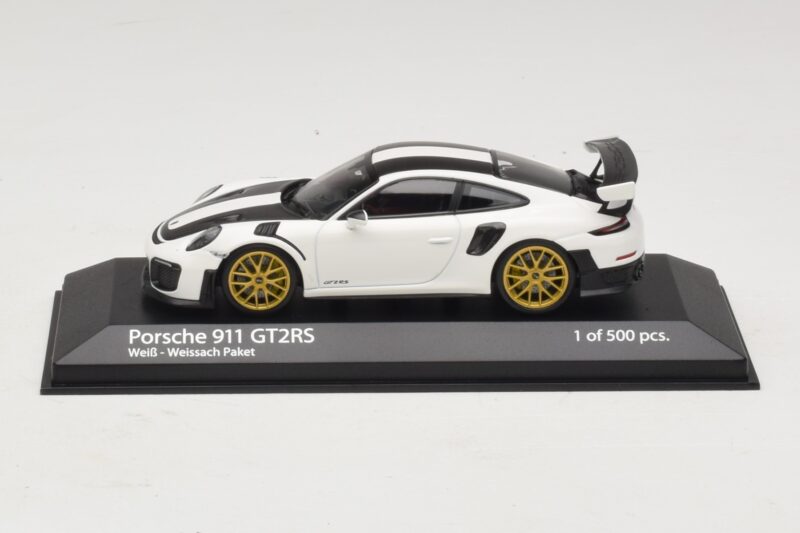 Porsche 911 991.2 GT2 RS Weissach Package Baltas Minichamps 1:43 410067222 Metalas