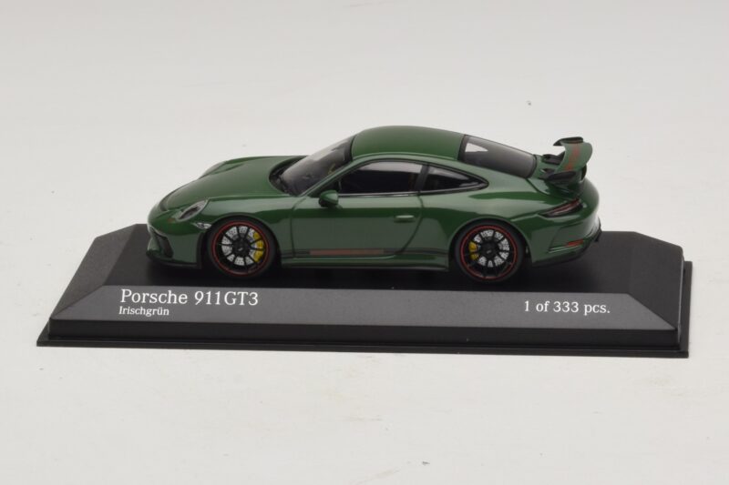Porsche 911 991.2 GT3 Žalias Minichamps 1:43 410066028 Metalas