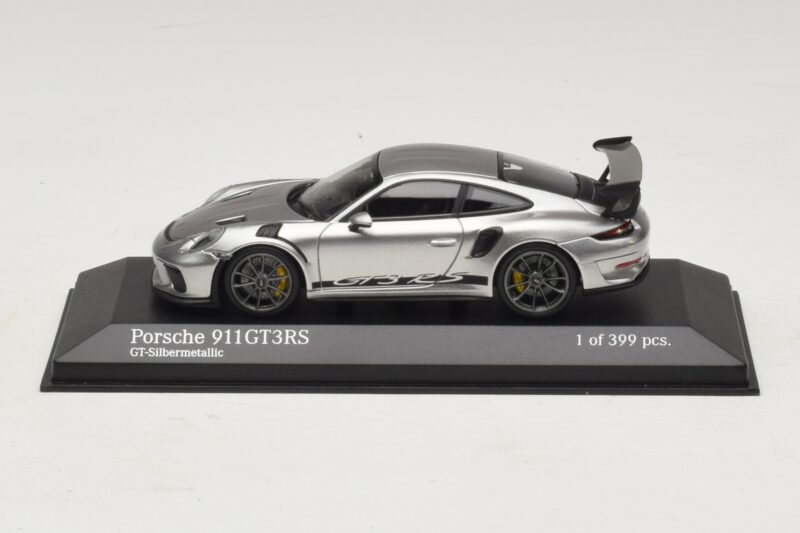Porsche 911 991.2 GT3 RS Sidabrinis Minichamps 1:43 410067020 Metalas