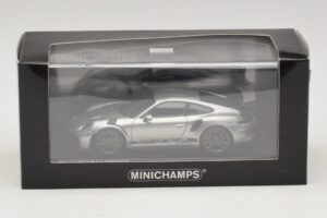 Porsche 911 991.2 GT3 RS Sidabrinis Minichamps 1:43 410067020 Metalas - nuotrauka 5 iš 5