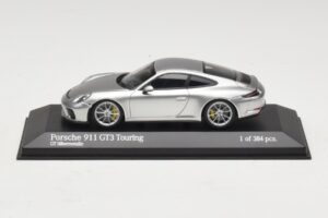 Porsche 911 991.2 GT3 Touring Sidabrinis Minichamps 1:43 410067422 Metalas
