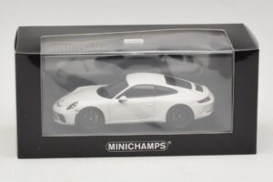 Porsche 911 991.2 GT3 Touring Baltas Minichamps 1:43 410067420 Metalas - nuotrauka 5 iš 5