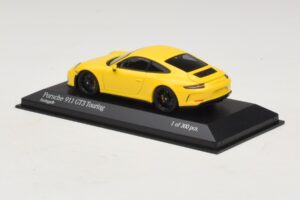 Porsche 911 991.2 GT3 Touring Geltonas Minichamps 1:43 410067421 Metalas - nuotrauka 3 iš 5