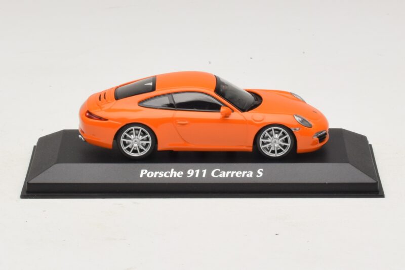 Porsche 911 991 Carrera S Oranžinis Maxichamps 1:43 940060221 Metalas