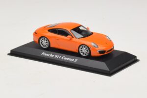 Porsche 911 991 Carrera S Oranžinis Maxichamps 1:43 940060221 Metalas - nuotrauka 3 iš 5