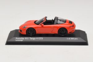 Porsche 911 991 Targa 4 GTS Oranžinis Minichamps 1:43 410067341 Metalas