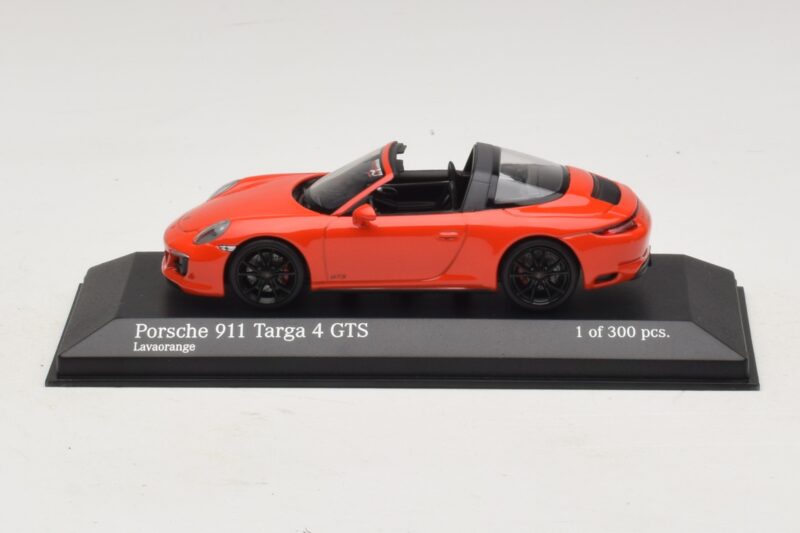Porsche 911 991 Targa 4 GTS Oranžinis Minichamps 1:43 410067341 Metalas
