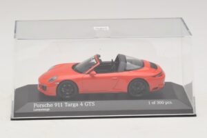 Porsche 911 991 Targa 4 GTS Oranžinis Minichamps 1:43 410067341 Metalas - nuotrauka 4 iš 5