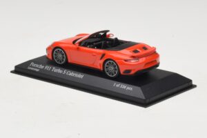 Porsche 911 991 Turbo S Kabrioletas Oranžinis Minichamps 1:43 410067181 Metalas - nuotrauka 3 iš 5