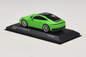 Porsche 911 992 Carrera 4S Žalias Minichamps 1:43 410069322 Metalas - nuotrauka 3 iš 5