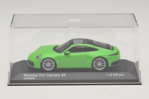 Porsche 911 992 Carrera 4S Žalias Minichamps 1:43 410069322 Metalas - nuotrauka 4 iš 5