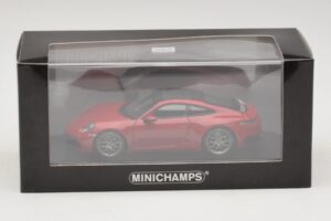 Porsche 911 992 Carrera 4S Raudonas Minichamps 1:43 410069321 Metalas - nuotrauka 5 iš 5
