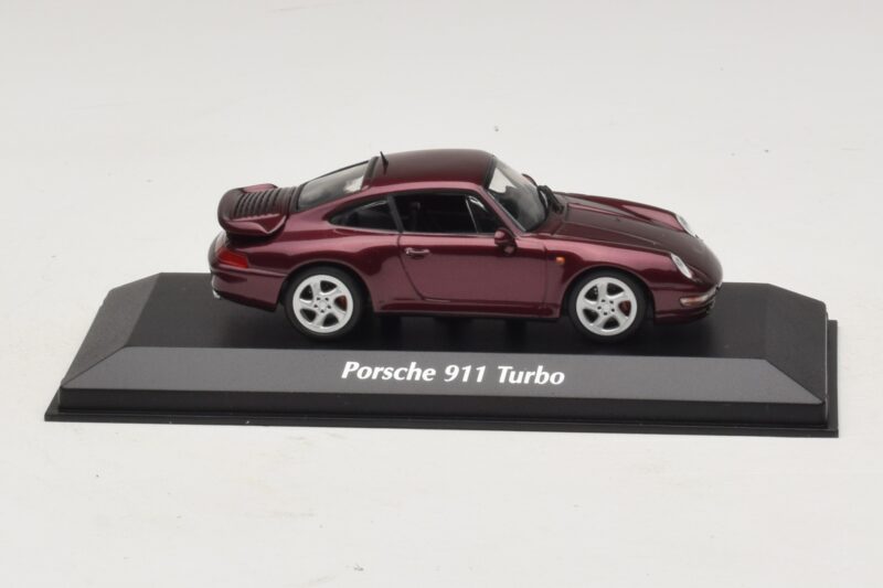 Porsche 911 993 Turbo Raudona Metalik Maxichamps 1:43 940069200 Metalas