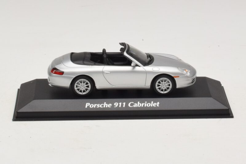 Porsche 911 996 Kabrioletas Sidabrinis Maxichamps 1:43 940061031 Metalas